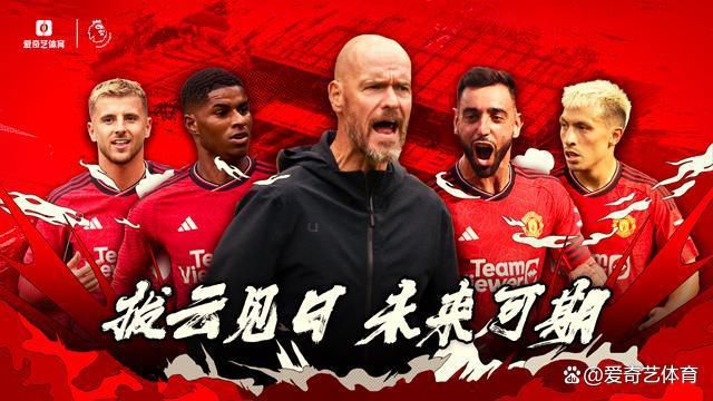 在客厅做瑜伽的小姨子