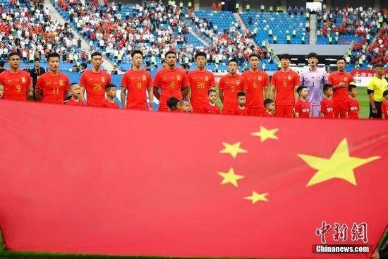 老师夹震蛋被学生控制h在线观看