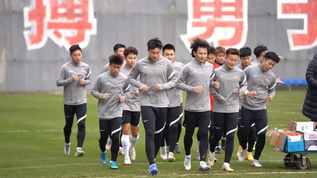 国产成人精品一区二区三区小说