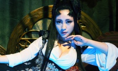 姑娘的美貌母亲